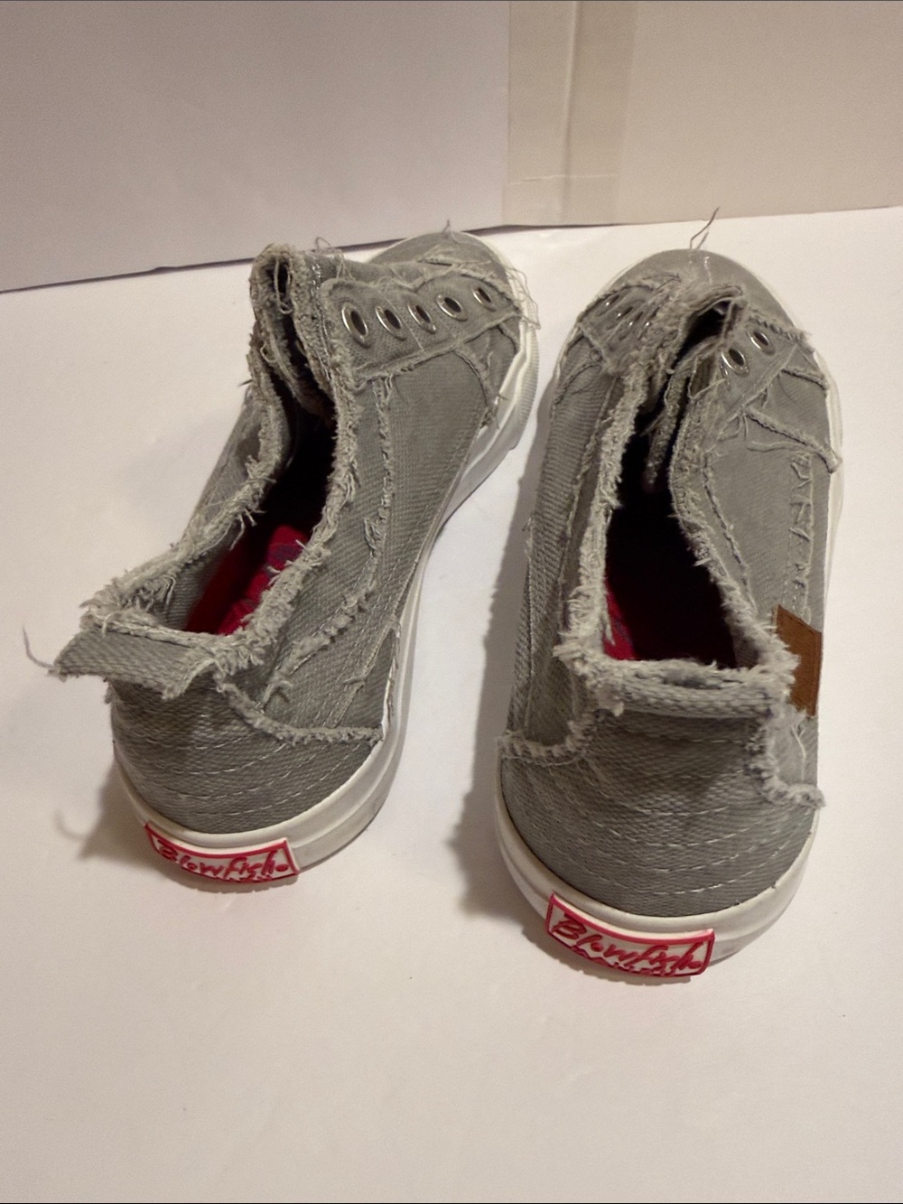 Blowfish Kids Frayed Slip-On Sneakers - Gray with Red Accents